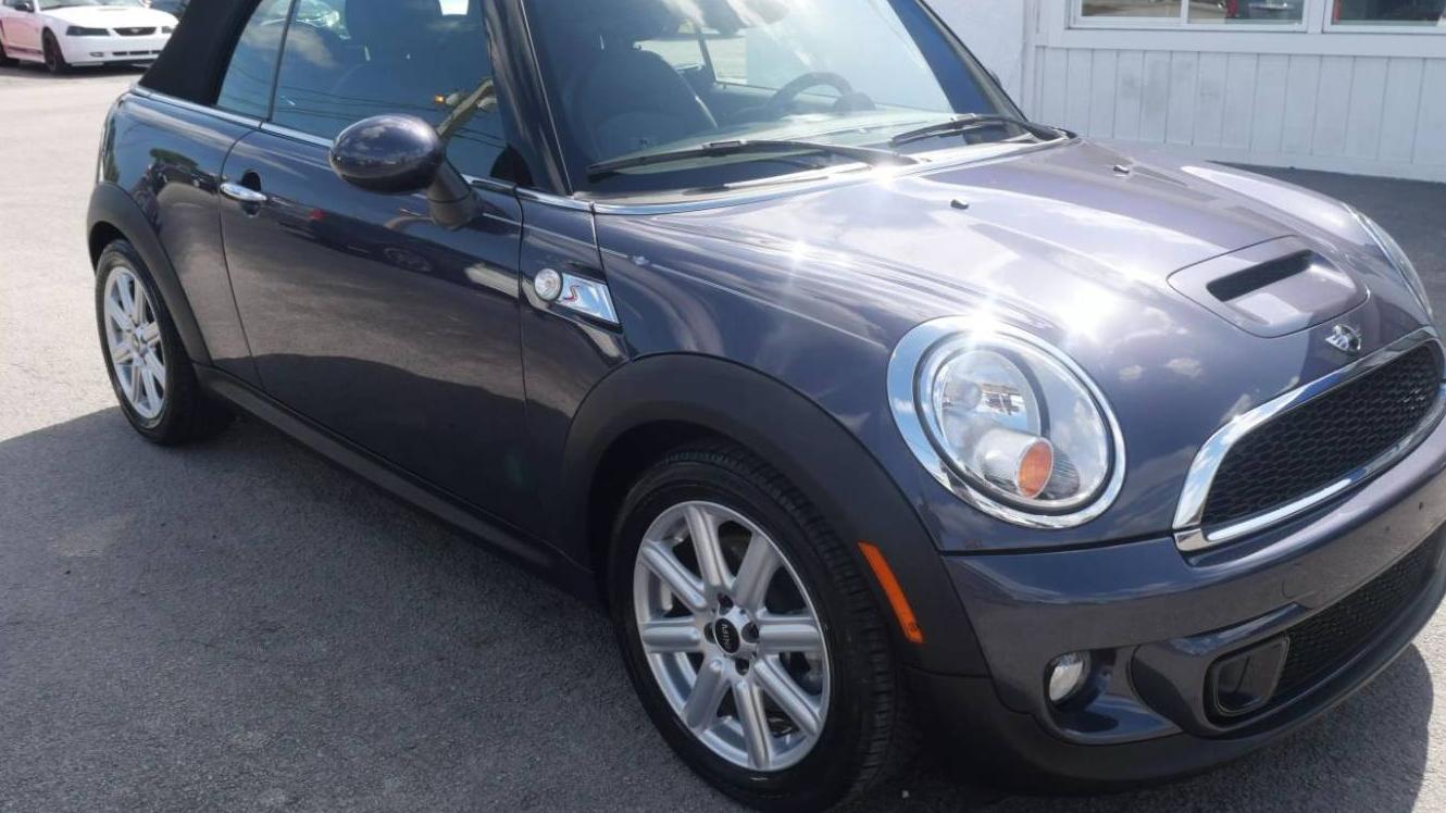 MINI COOPER CONVERTIBLE 2013 WMWZP3C56DT550977 image